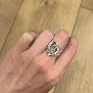 James Avery Mothers Love ring
